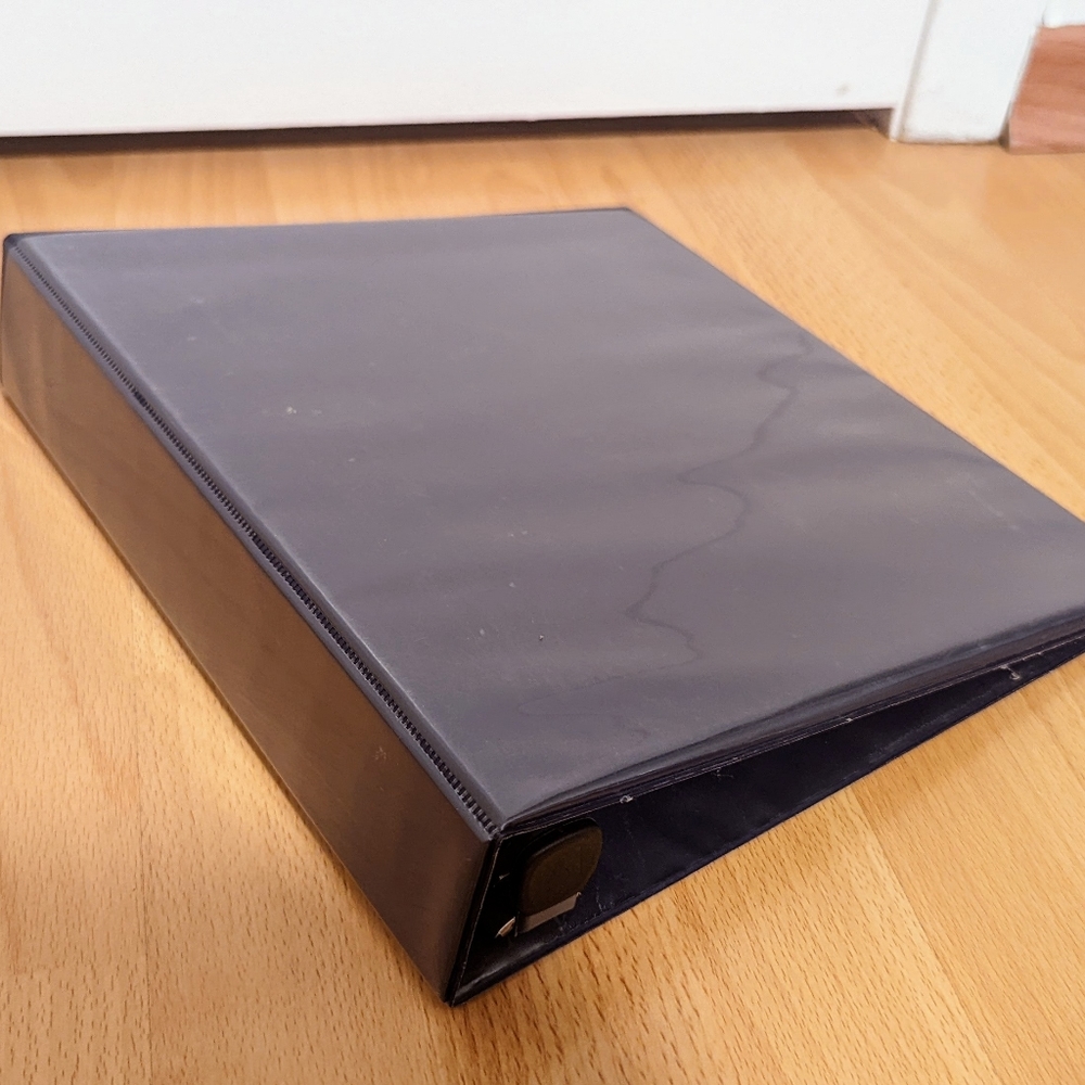 Binder - Picture 2 of 3